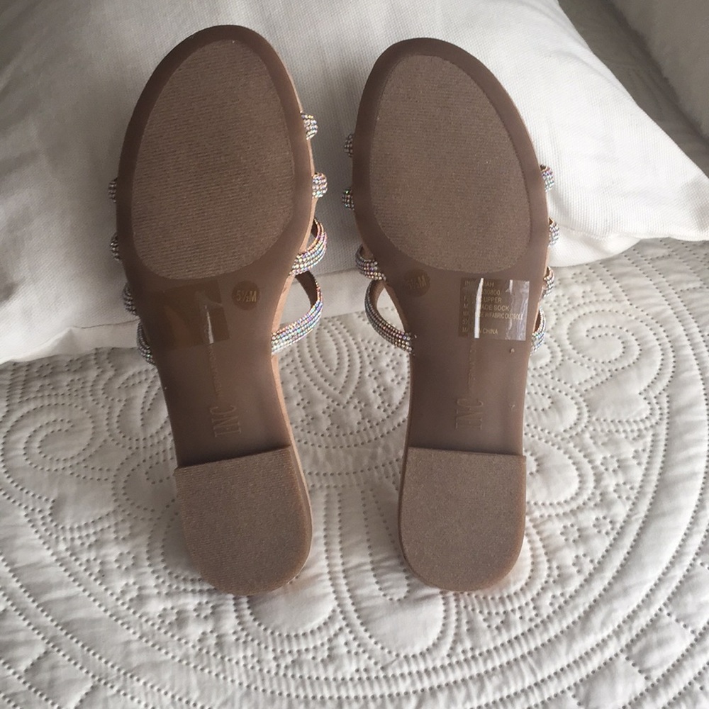 Sandals - Picture 4 of 5